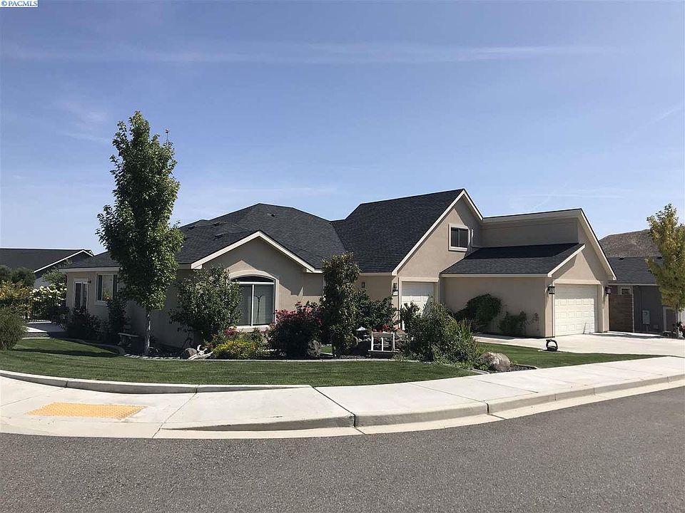 1st image of 1626 Lucca Ln