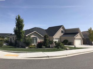 1626 Lucca Ln, Richland, WA 99352