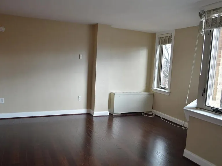 2800 Wisconsin Ave NW #409 — Photo 8