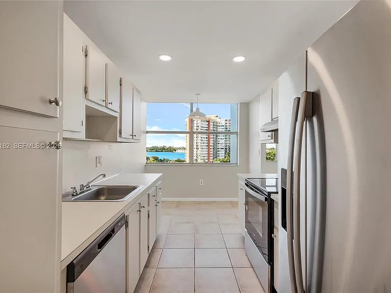 1300 NE Miami Gardens Dr #714E — Photo 15