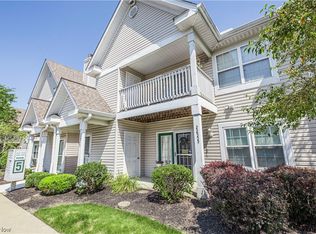 22557 Lenox Dr #524, Fairview Park, OH 44126