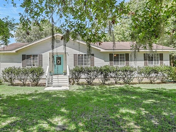3rd image of 1021 Fiddler Crab Rd NE