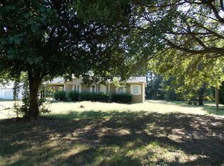 31 Carnes Rd, Cartersville, GA 30120