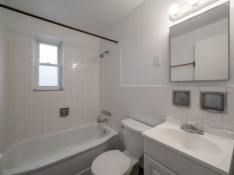 810 Perry Hwy — Photo 9