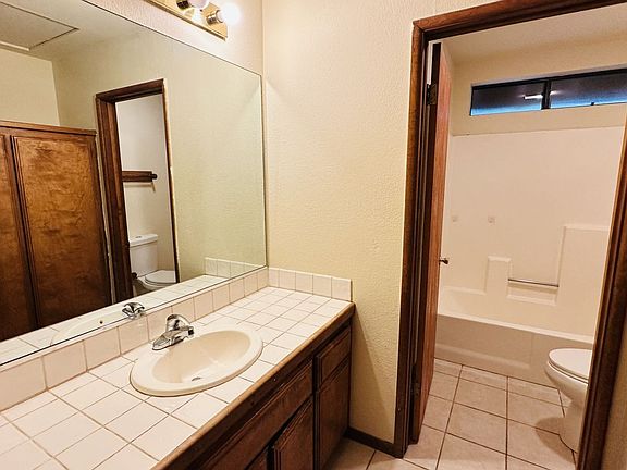 5th image of 54315 Pine Crest Ave #54315