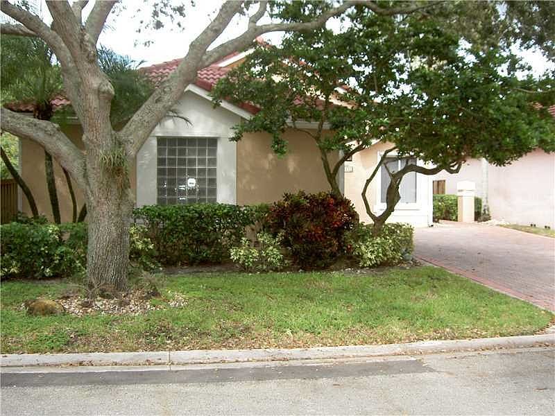 1st image of 10071 NW 2nd St