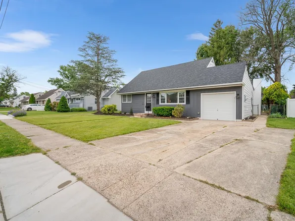 118 Colwick Dr, Somers Point, NJ 08244