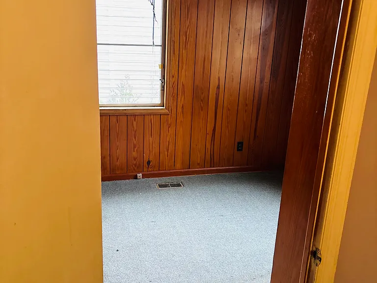 3375 Shaw Dr — Photo 4