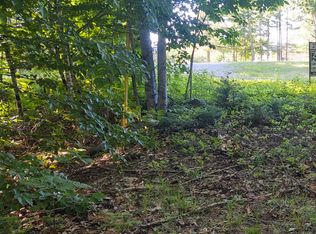 7 Bluff Dr, Newcastle, ME 04553