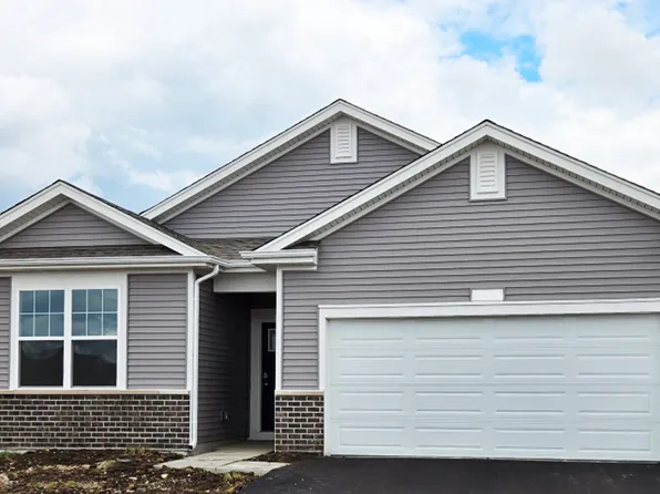 6284 Redwood Trl, Wonder Lake, IL 60097