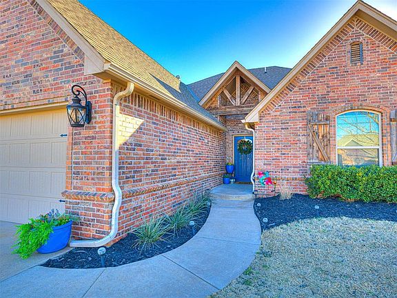 2nd image of 14004 Savannah River Way