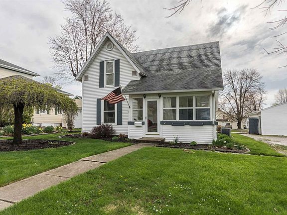 2nd image of 303 S Walnut St