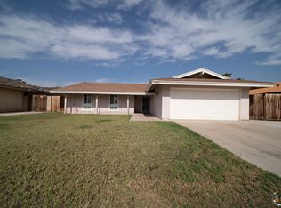 2028 Willow Dr, El Centro, CA 92243