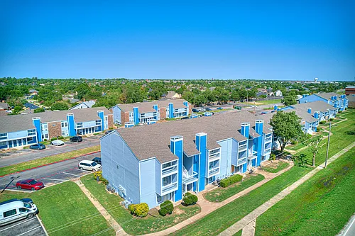 Diamond Creek Apartments Photo 1