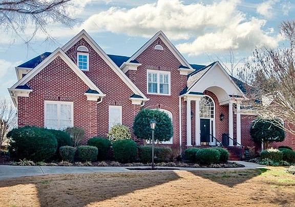 2nd image of 1717 White Pond Ln