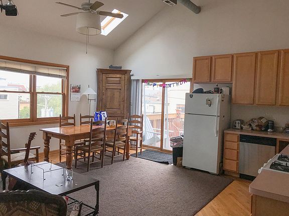 2nd image of 1446 W Chicago Ave #4W