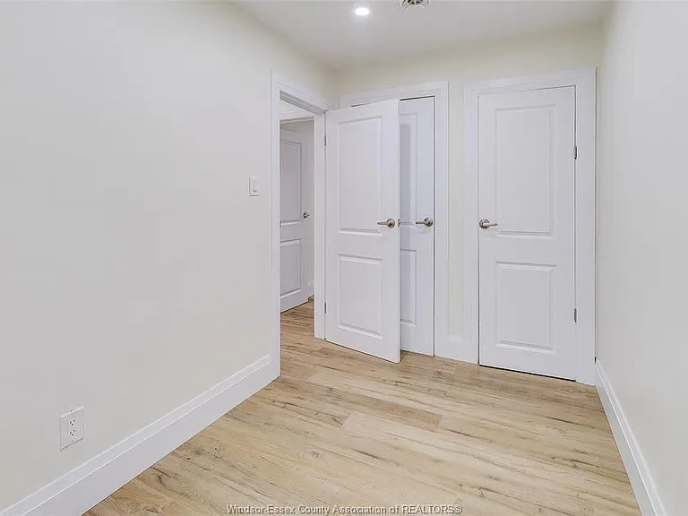 116 Elm Ave — Photo 23