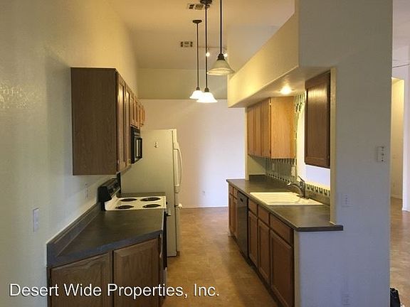 3rd image of 9131 N 68th Dr