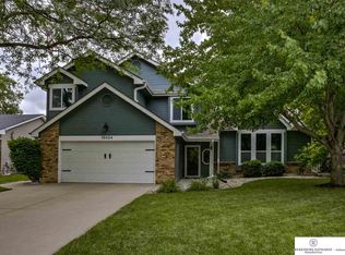 15224 Charles St, Omaha, NE 68154