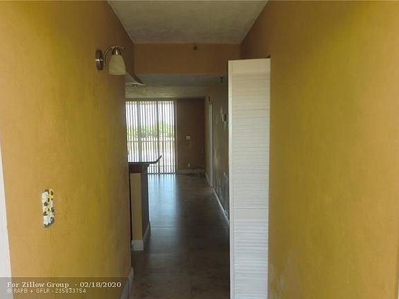 2nd image of 4550 NE 18th Ave #402