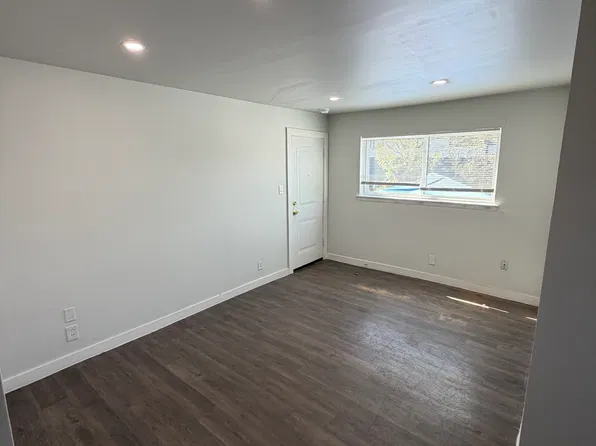 230 Starr St, Dallas, TX
