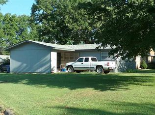 329 Mission Rd, Eureka, KS 67045