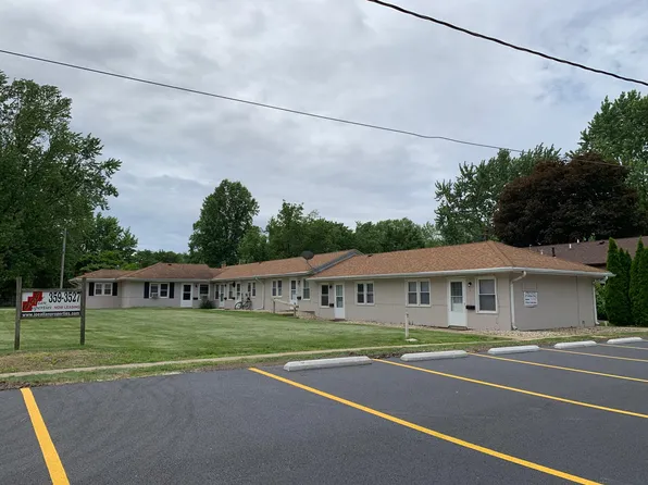 1517 W Healey St, Champaign, IL 61821