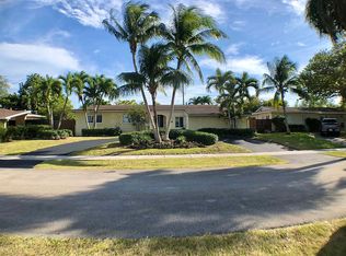 9800 SW 76th St, Miami, FL 33173