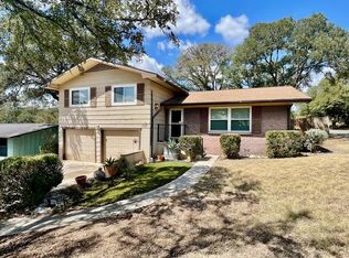 100 Ridgeway Dr, San Marcos, TX 78666