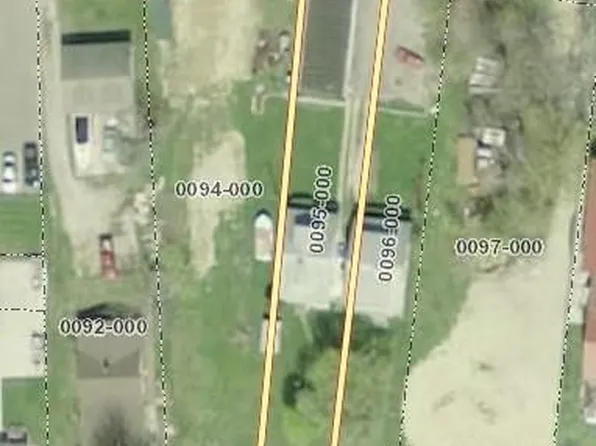 9769 Dixie Hwy, Fair Haven, MI 48023