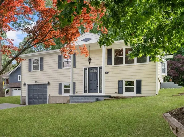 16 New York Ave, Cumberland, RI 02864