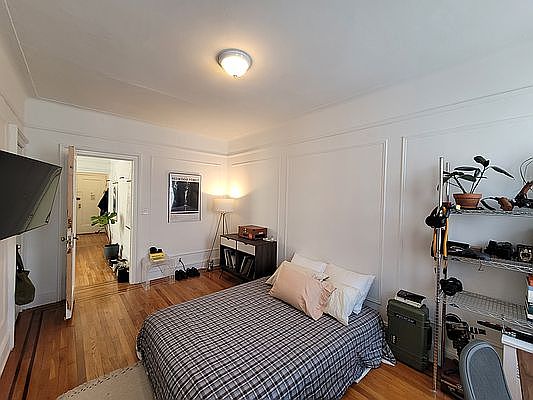 2nd image of 28-50 34th St #2D