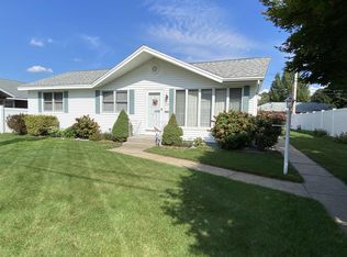 271 Alsace St, Manchester, NH 03102