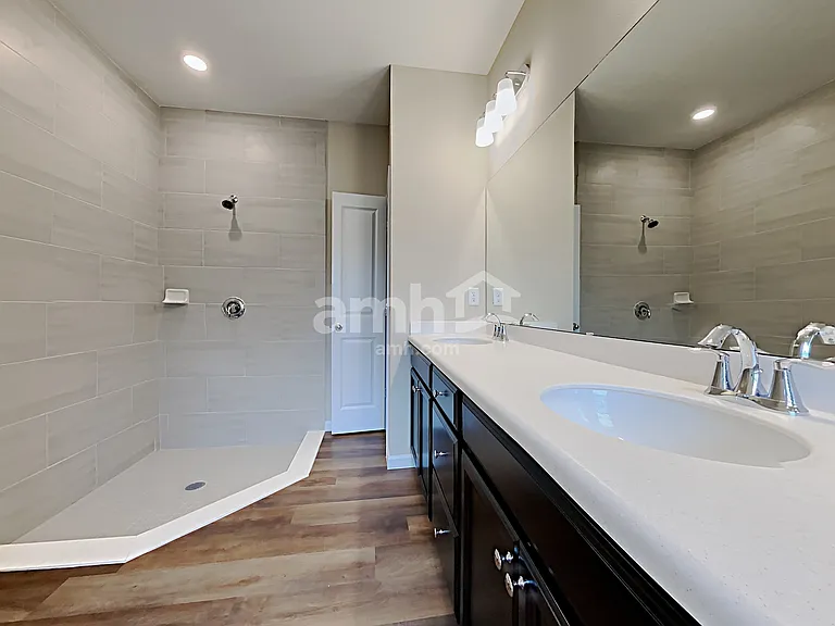 198 Spruce Point — Photo 13