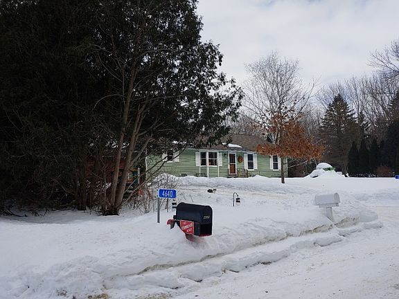 3rd image of 4660 86th St E