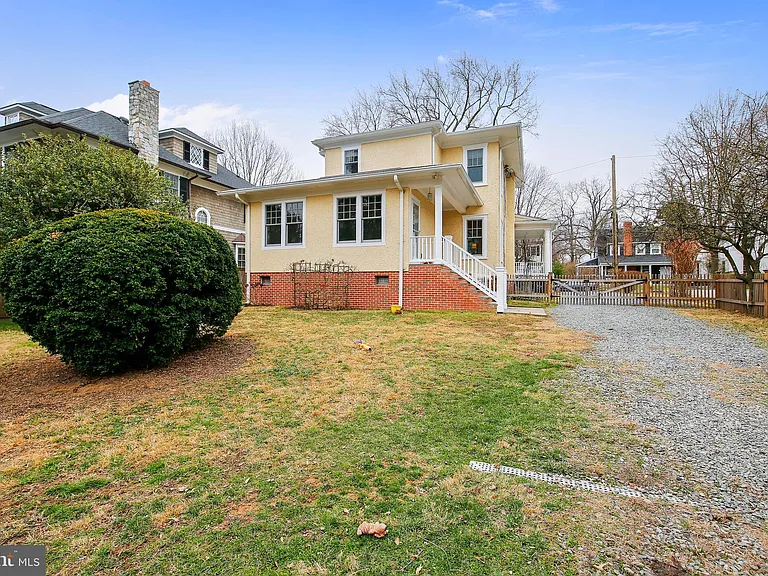 3515 Bradley Ln — Photo 27