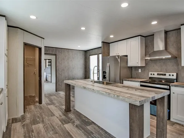 5901 Texas Trl, Granbury, TX 76048