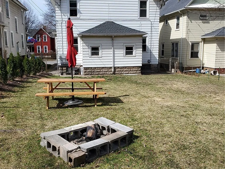 274 Field St — Photo 14