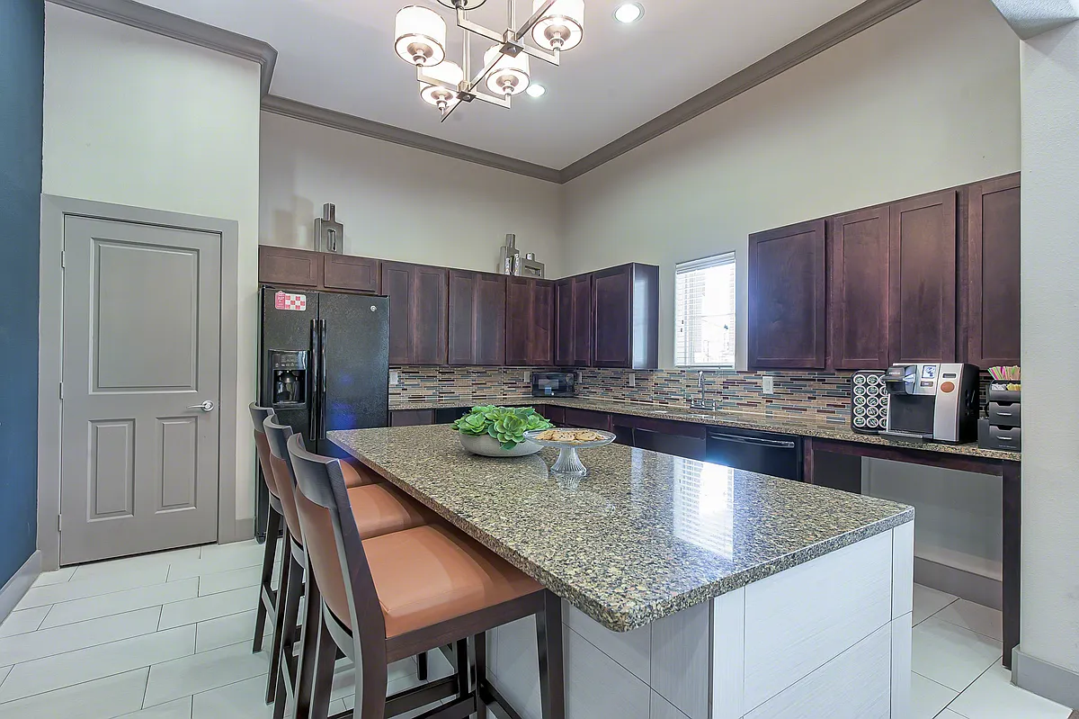 Latigo Eagle Pass Clubhouse Kitchen and Coffee Station - Latigo Eagle Pass