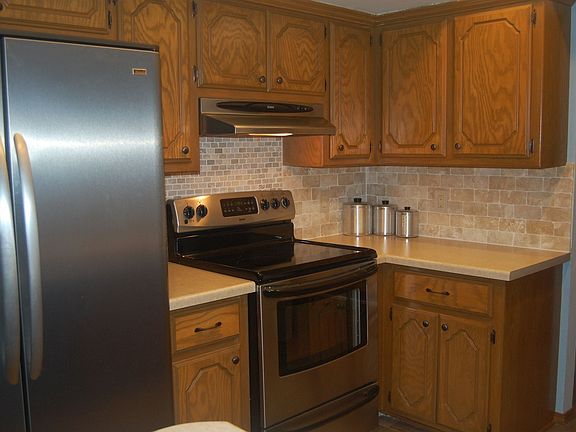 NEW Countertops and backsplash