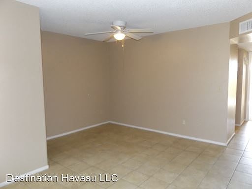 4th image of 751 Powder Dr