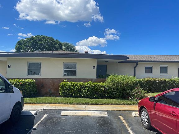 5th image of 2931 Ashley Dr W APT E