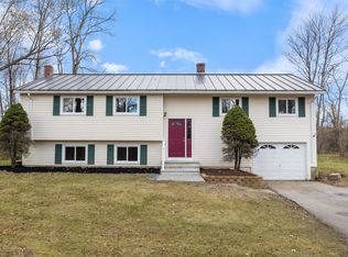 68 Exeter Road, Kingston, NH 03848