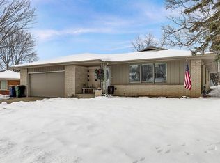 2367 S 80th St, West Allis, WI 53219