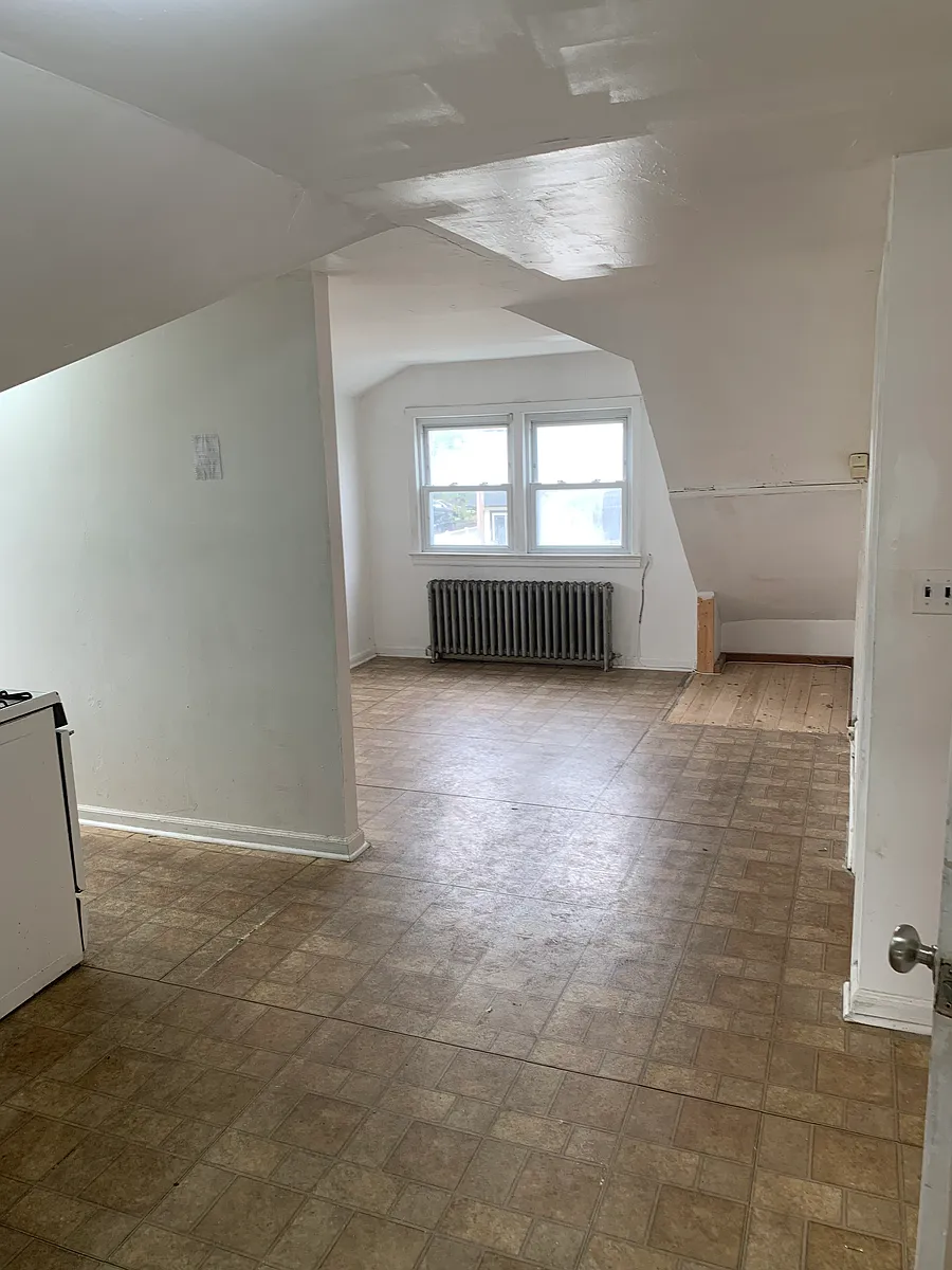 Building Photo - 24208 137th Ave #2