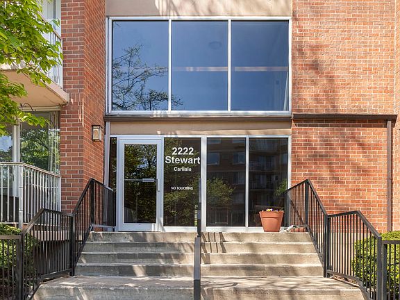 3rd image of 2222 S Stewart Ave APT 2F