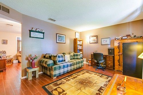 4th image of 2737 Erline Dr