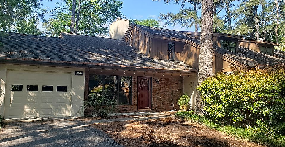 2nd image of 2086 Albert Cir