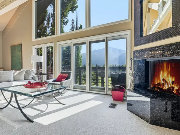 127 Saddle Rd #C23, Ketchum, ID 83340