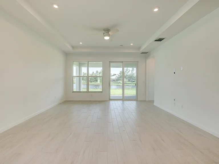 12712 SW Eleanor Dr — Photo 14